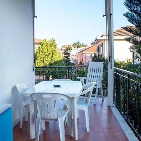 In Relax A 200 Metri Da Mare E Centro لوانو